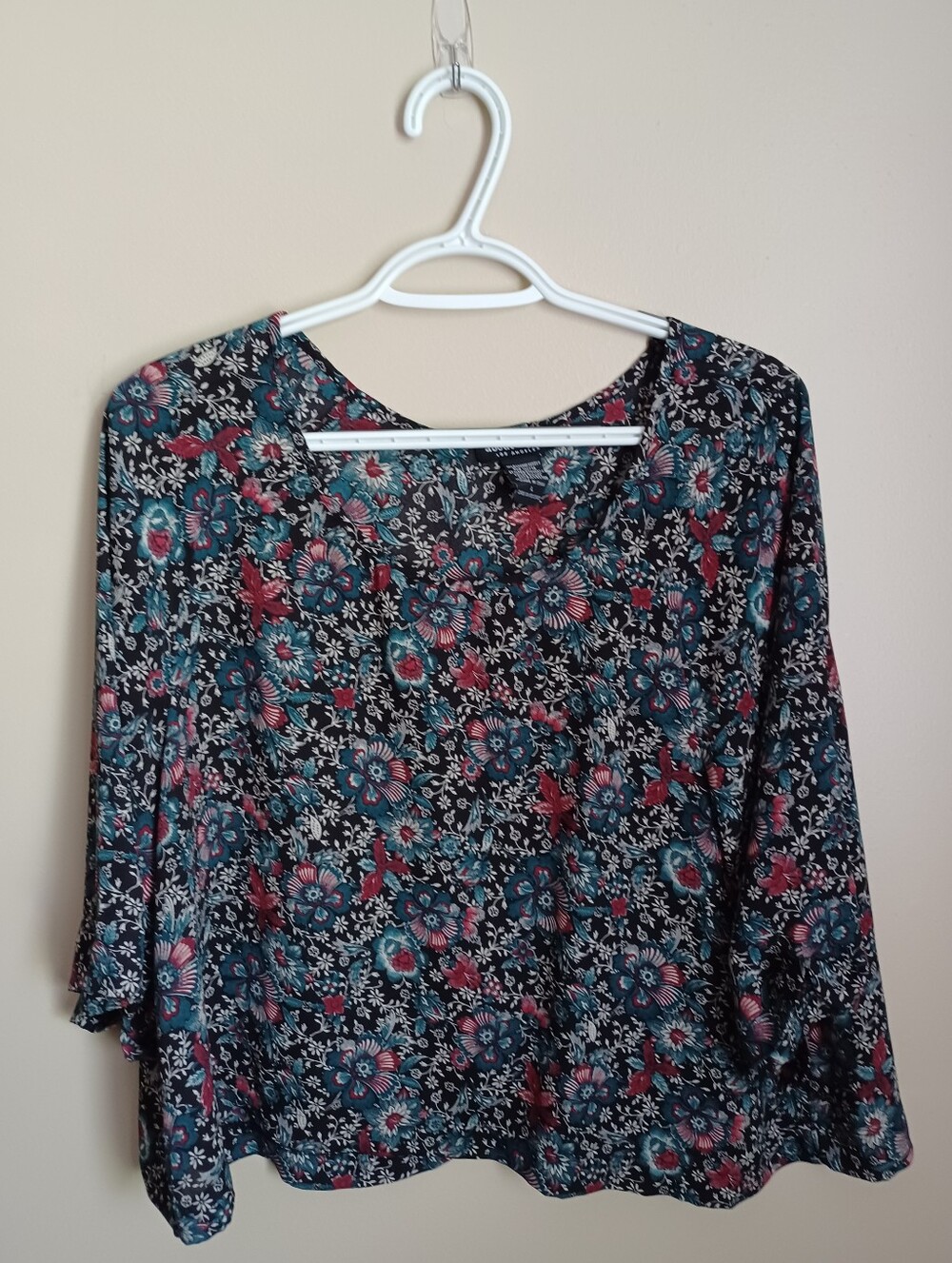 Women's Size Large About A Girl Los Angeles Floral Black Multicolor Blouse Shirt